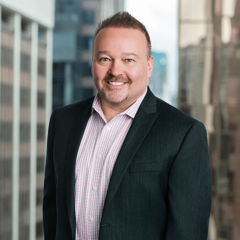 Headshot of Terry Thomas